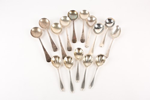 Lot 467 - A set of six 1920s "Old English" pattern...