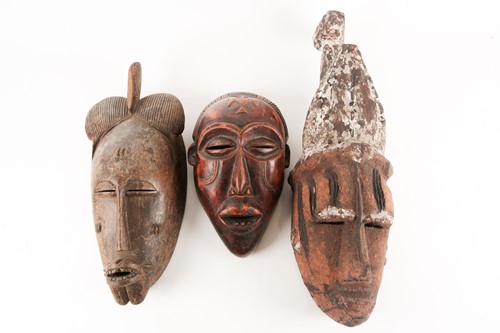 Lot 188 - A Tchokwe (Chokwe) Pwo mask, Democratic...