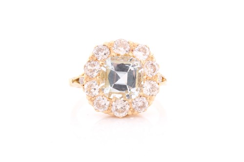 Lot 121 - An 18ct yellow gold, diamond, and aquamarine...