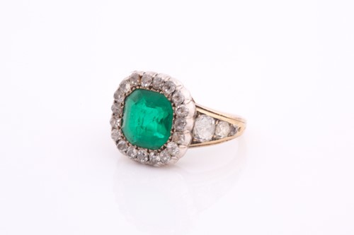 Lot 263 - A late 19th / early 20th century yellow gold,...