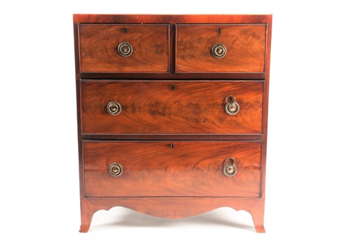 Lot 318 - A small George III style satinwood strung...