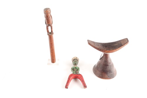 Lot 204 - A Baule painted sling shot - catapult, Ivory...