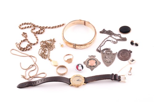 Lot 260 - Gucci. A lady's gold plated wristwatch, the...