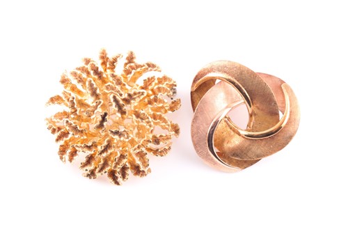 Lot 217 - An 18ct yellow gold Italian brooch, of...