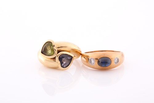 Lot 10 - An 18ct yellow gold gypsy ring, set with a...