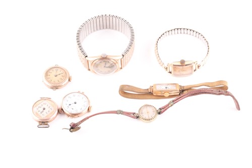 Lot 504 - Cyma. A gentleman's 9 carat gold wristwatch....