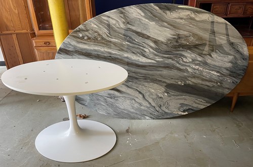 Lot 136 - A Knoll studio dining table designed by Eero...
