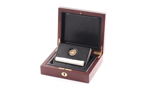 Lot 316 - An East India Company 22ct gold Half Mohur,...