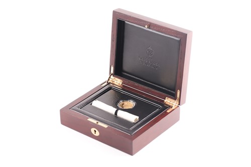 Lot 319 - An East India Company 22ct gold One Mohur,...