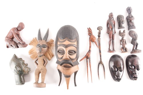 Lot 256 - An African terracotta pottery figure of a...