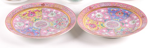 Lot 441 - A pair of 19th century Russian Gardner...