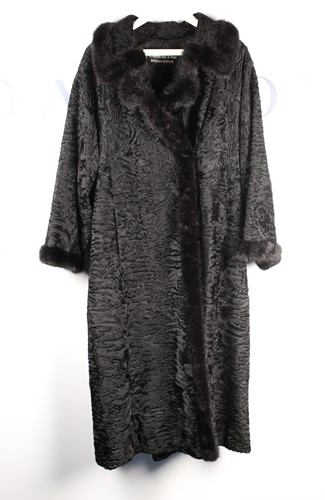 Lot 390 - A Christian Dior Boutique Fourrure vintage...