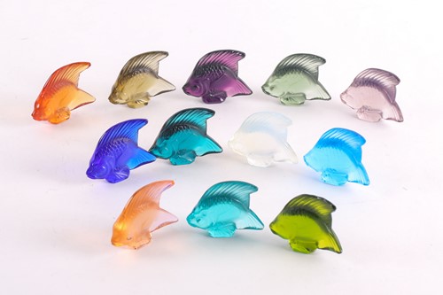 Lot 402 - A collection of twelve Lalique frosted glass...