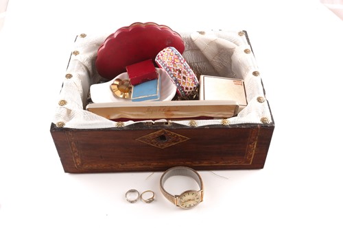 Lot 57 - A group of costume jewellery items, to include...