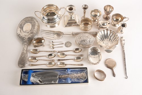 Lot 287 - A mixed quantity of silver including a sugar...