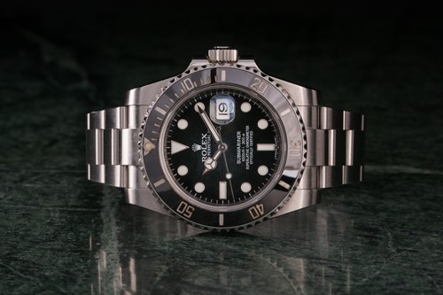 Lot 392 - A Rolex Submariner Date ref. 116610LN...
