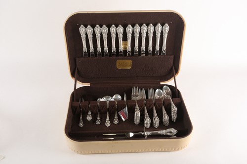 Lot 339 - A part canteen of Lunt's "Eloquence" Sterling...