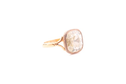 Lot 48 - A Georgian style diamond ring, set with a...