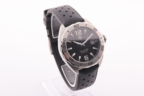 Lot 383 - A Tag Heuer Formula 1 Calibre 5 automatic...