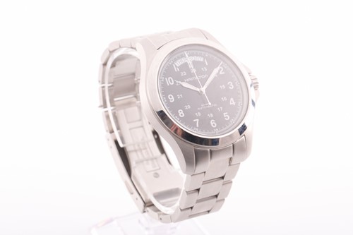 Lot 393 - A Hamilton stainless steel khaki automatic...