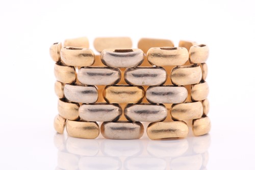 Lot 232 - A yellow and white metal chain link ring,...