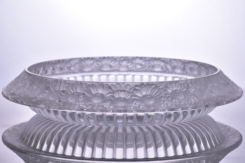 Lot 275 - A Lalique 'Marguerites' pattern large bowl,...