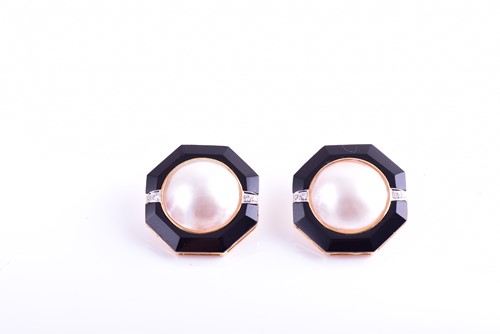 Lot 47 - A pair of 18ct yellow gold, pearl, and onyx...