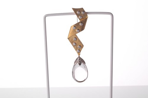 Lot 7 - Andrew Grima. An 18ct yellow gold, diamond and...