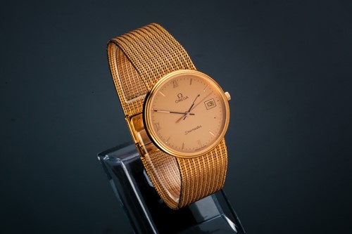 Lot 376 - A Gentleman's 9 carat gold Omega Seamaster...