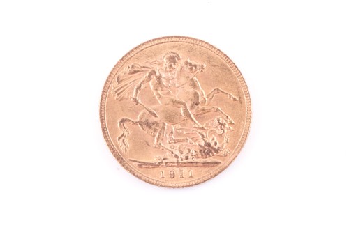 Lot 275 - A George V full sovereign, dated 1911.