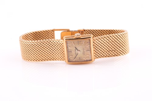 Lot 372 - Omega. A lady's 18 carat gold 'Ladymatic'...
