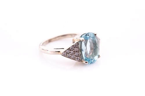Lot 31 - A 14ct white gold, diamond, and aquamarine...
