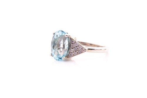 Lot 31 - A 14ct white gold, diamond, and aquamarine...