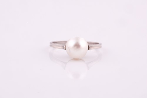 Lot 243 - A natural saltwater pearl ring, the pearl...