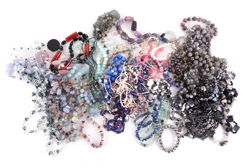 Lot 146 - A large quantiy of mixed beaded necklaces and...