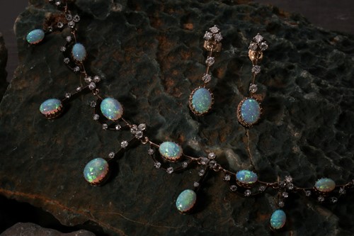 Lot 422 - An Edwardian opal and diamond fringe necklace,...