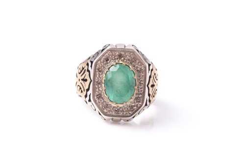 Lot 148 - A heavy white metal gentleman's ring set with...