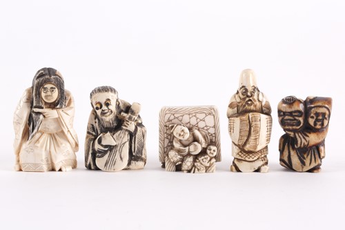 Lot 98 - Five Japanese netsukes, Meiji/Taisho period,...