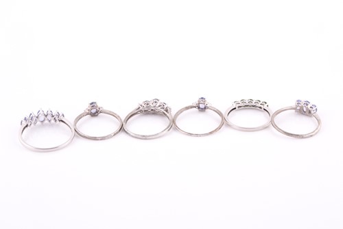 Lot 34 - A 9ct white gold and tanzanite ring, set with...