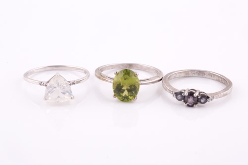 Lot 220 - A 9ct and quartz ring, set with a trillion-cut...