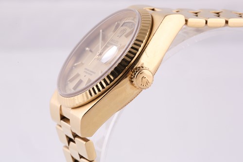 Lot 579 - A 1986 Rolex Oyster Quartz Day-Date ref....