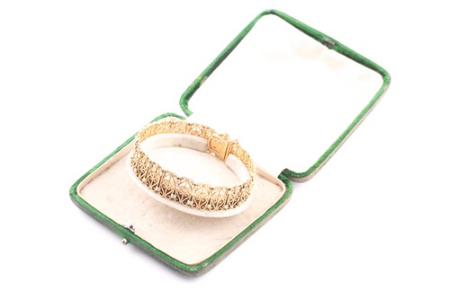 Lot 35 - A late 19th / early 20th century French 18ct...