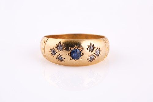 Lot 133 - 18ct yellow gold, sapphire and diamond ring,...