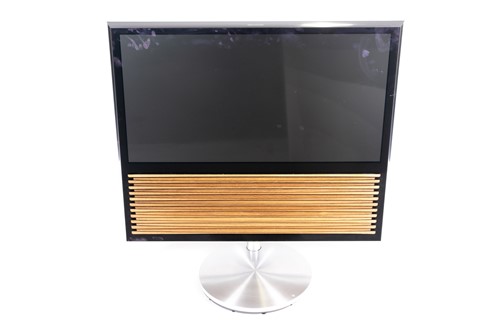 Lot 324 - A Bang & Olufsen 'BeoVision' 14-40, 4K Android...