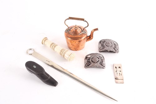 Lot 245 - A 19th-century turned bone "folk art " optical...