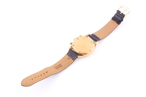Lot 739 - A gentleman's 18k yellow gold Longines Flyback...