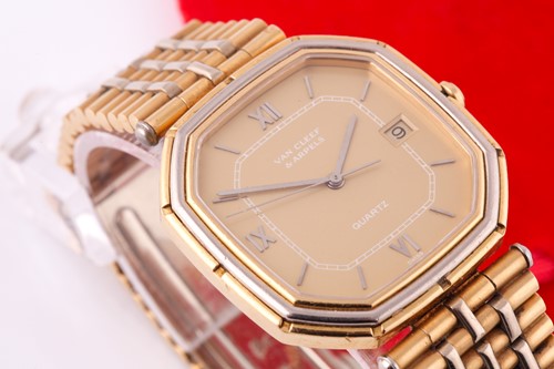 Lot 725 - A gentleman's Van Cleef & Arpels 18k yellow...