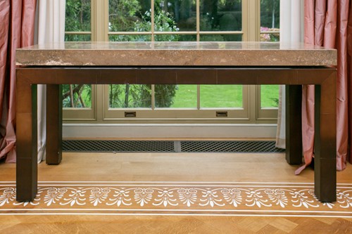 Lot 114 - A contemporary figured marble topped side...
