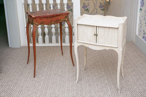 Lot 13 - A George I style red chinoiserie lacquered...
