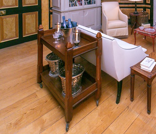 Lot 36 - An early 20th century Arts & Crafts design oak...